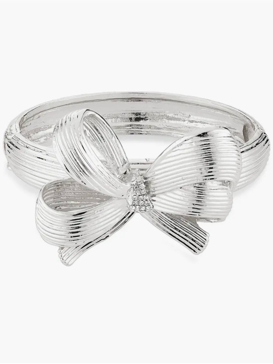 Tasha Jewelry - Tasha hinged Bow bracelet